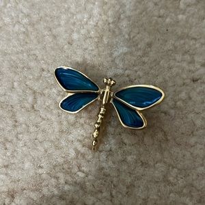 Dragonfly pin